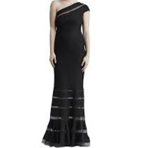 TADASHI SHOJI- Black Evening gown-small